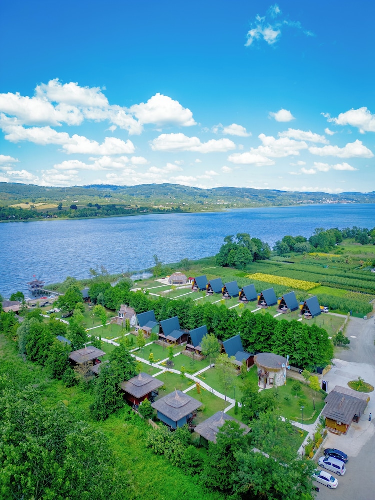 Sapanca Bamboolow Resort 45/50