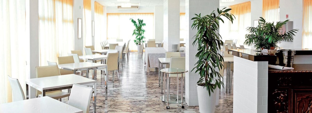 Hotel Metropol 29/50
