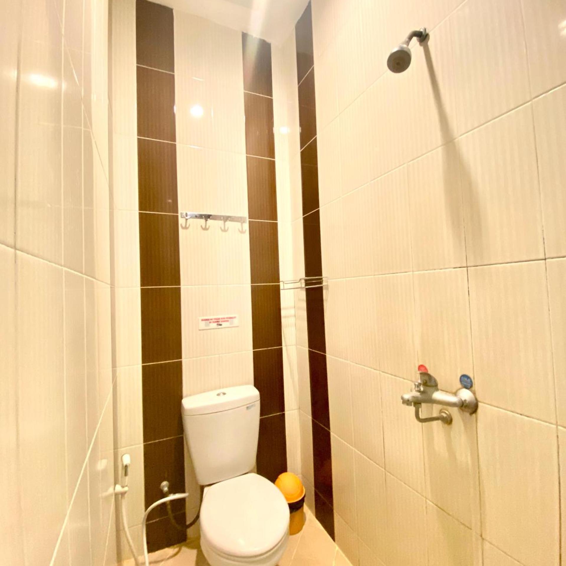 Cabin Hotel Bhayangkara 49/50