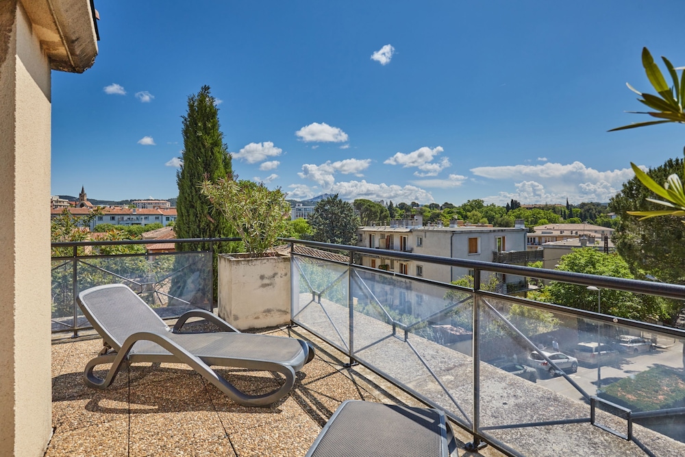 Appart hotel Odalys City Aix en Provence Centre Rotonde 18/48