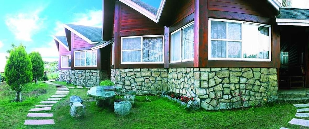 Liching Garden Villa 6/50