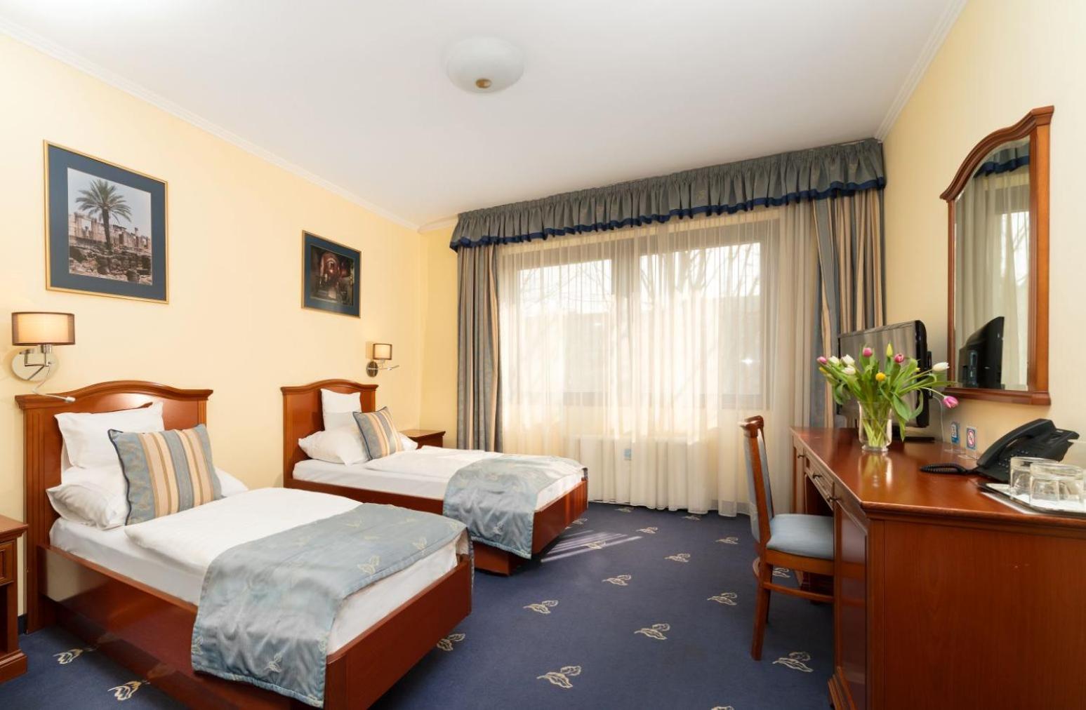 Standard, Double Bed