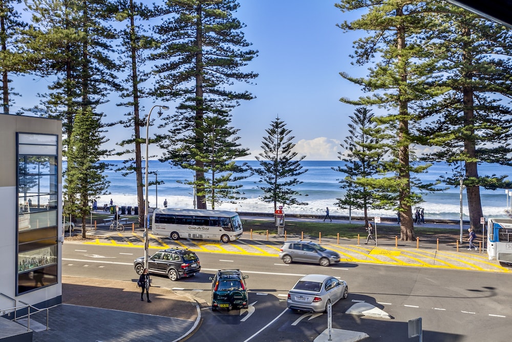 MANLY PARADISE MOTEL AND APARTMENTS 53/66