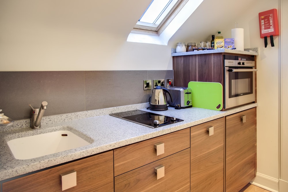 Clarendon Luxury Apartments 38/46