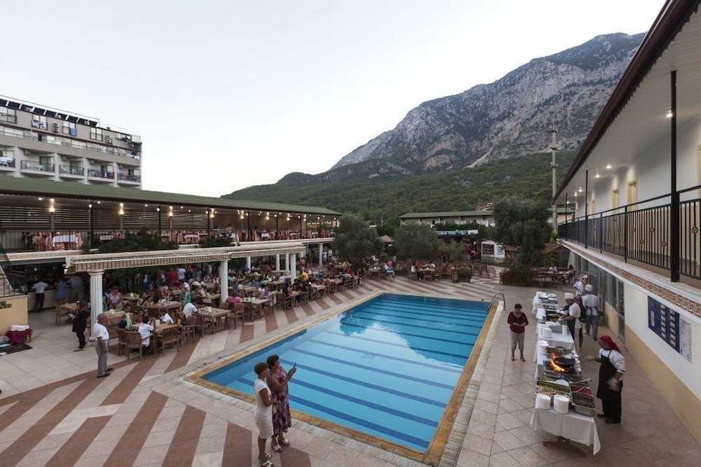 Get Enjoy Hotels in KEMER
