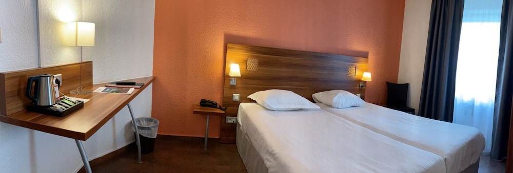 CLASSIC, TWIN BEDS