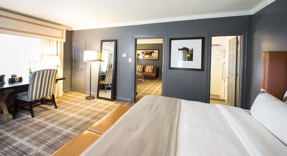 The Campbell House Lexington, Curio Collection by Hilton 13/63