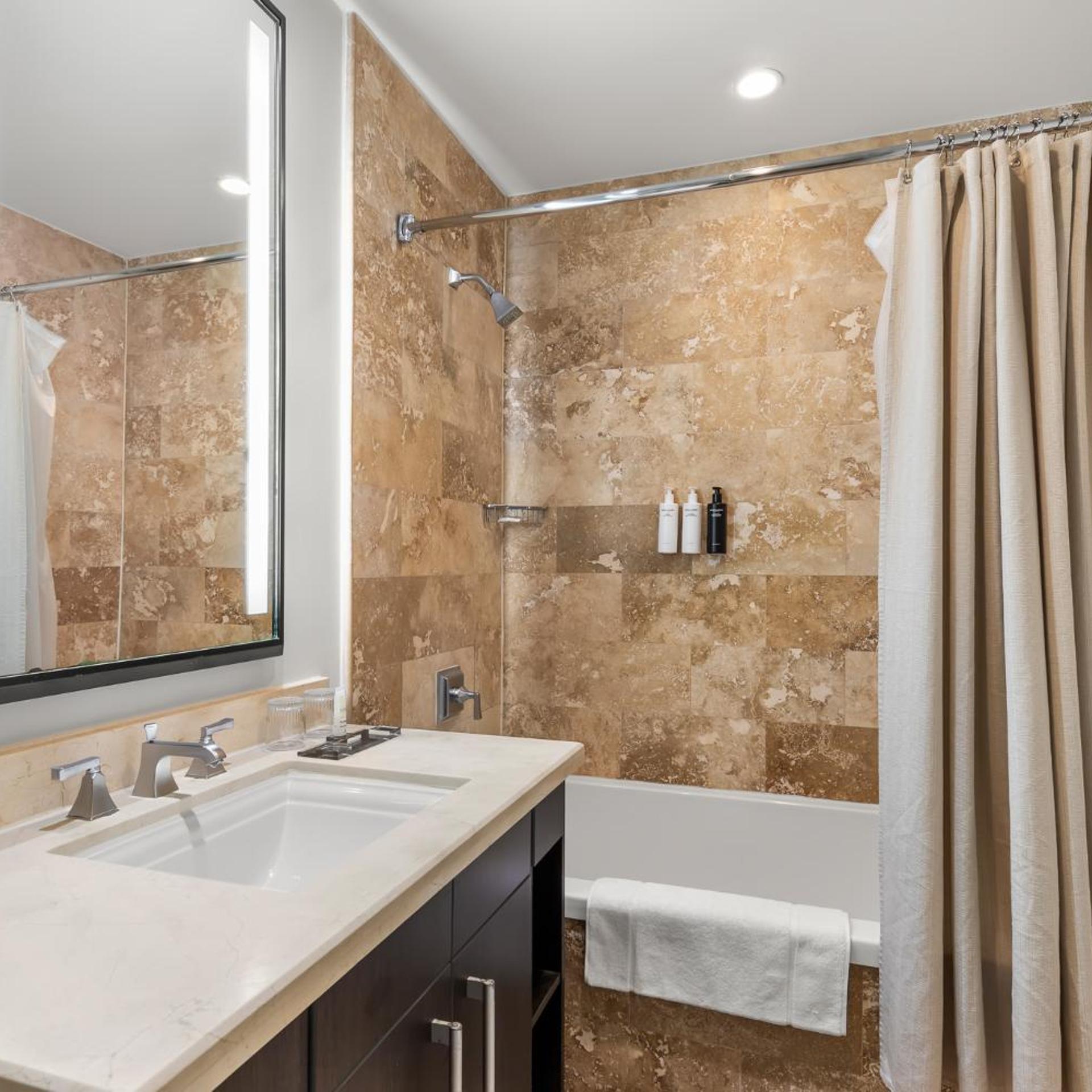 2 Bedrooms, Residence, Ocean Front، Beachside Resort and Residences 5/10