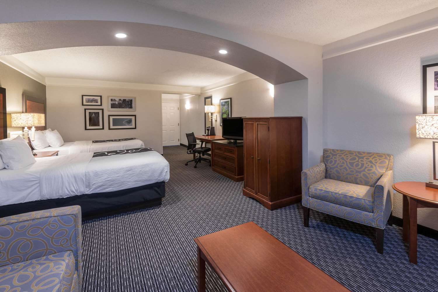La Quinta Inn & Suites by Wyndham San Antonio Riverwalk 14/53