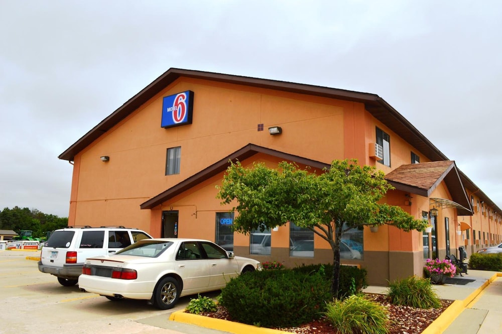Motel6 Marshalltown, IA 7/43
