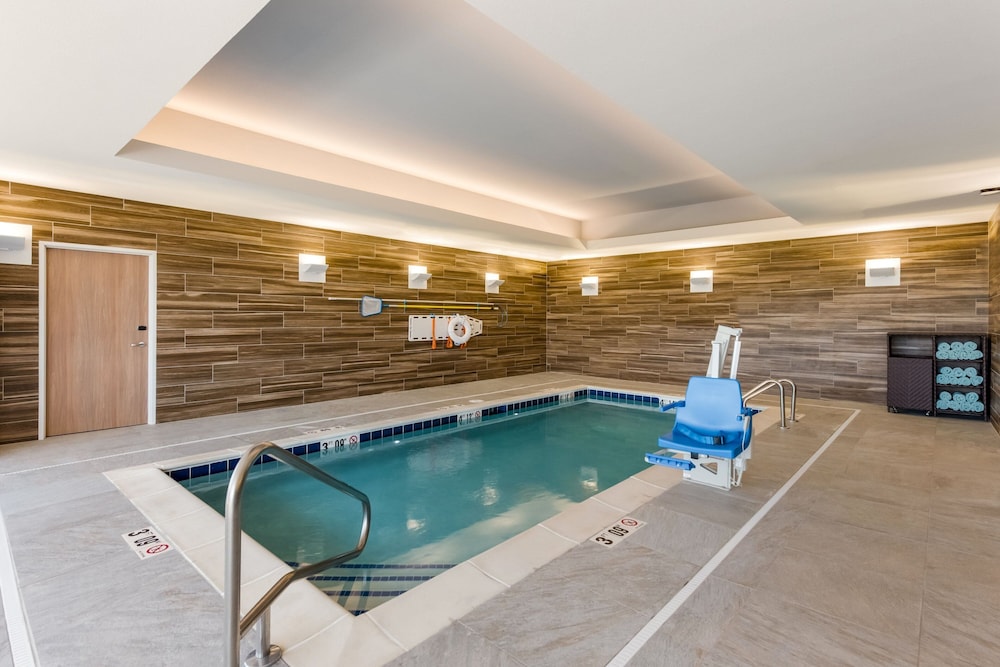 Fairfield Inn & Suites by Marriott Columbus Canal Winchester 9/20