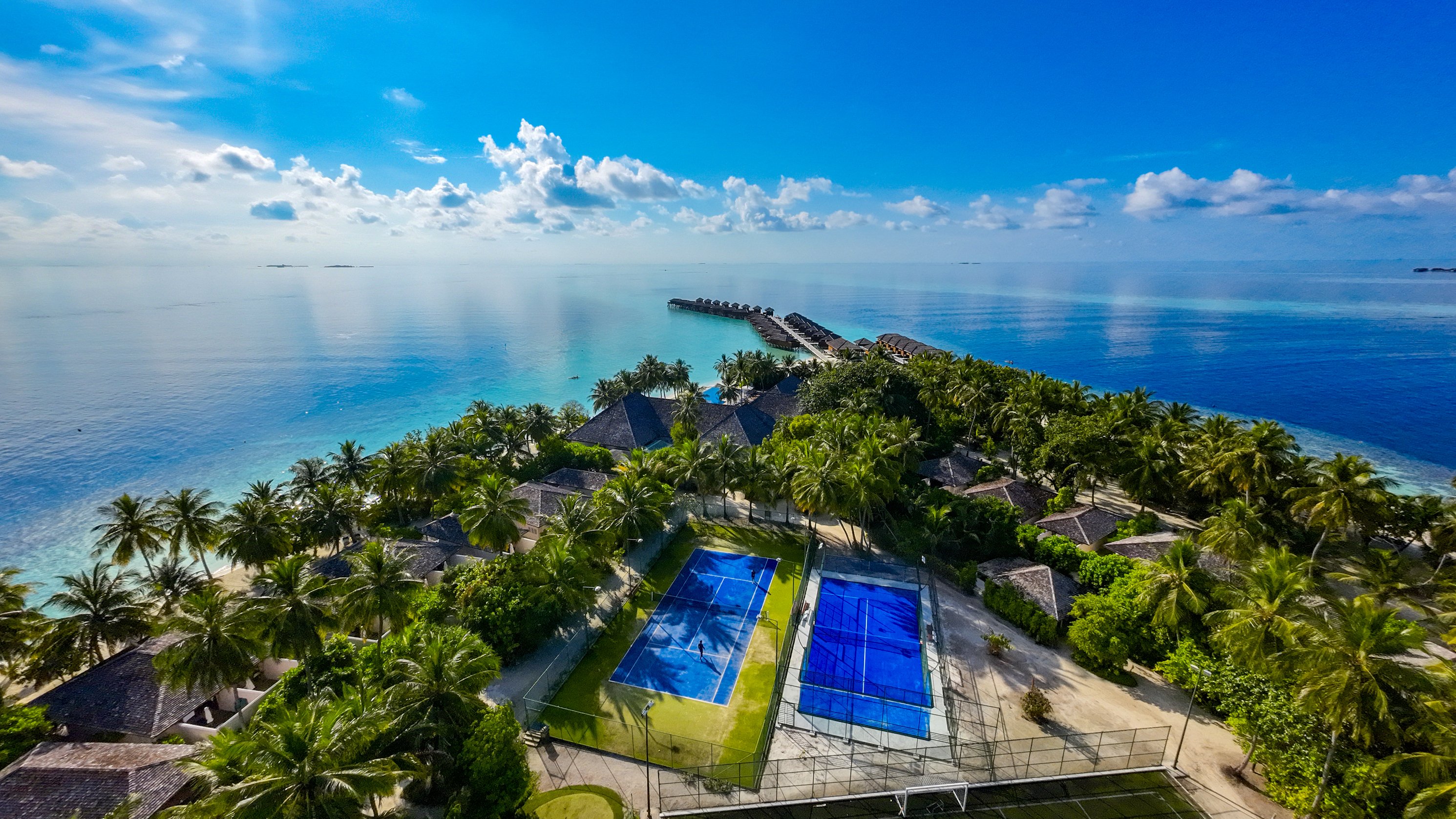 Vilamendhoo Island Resort & Spa 260/272