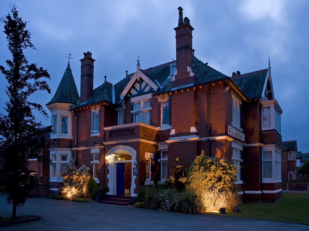 The Park Hotel Preston 3/65