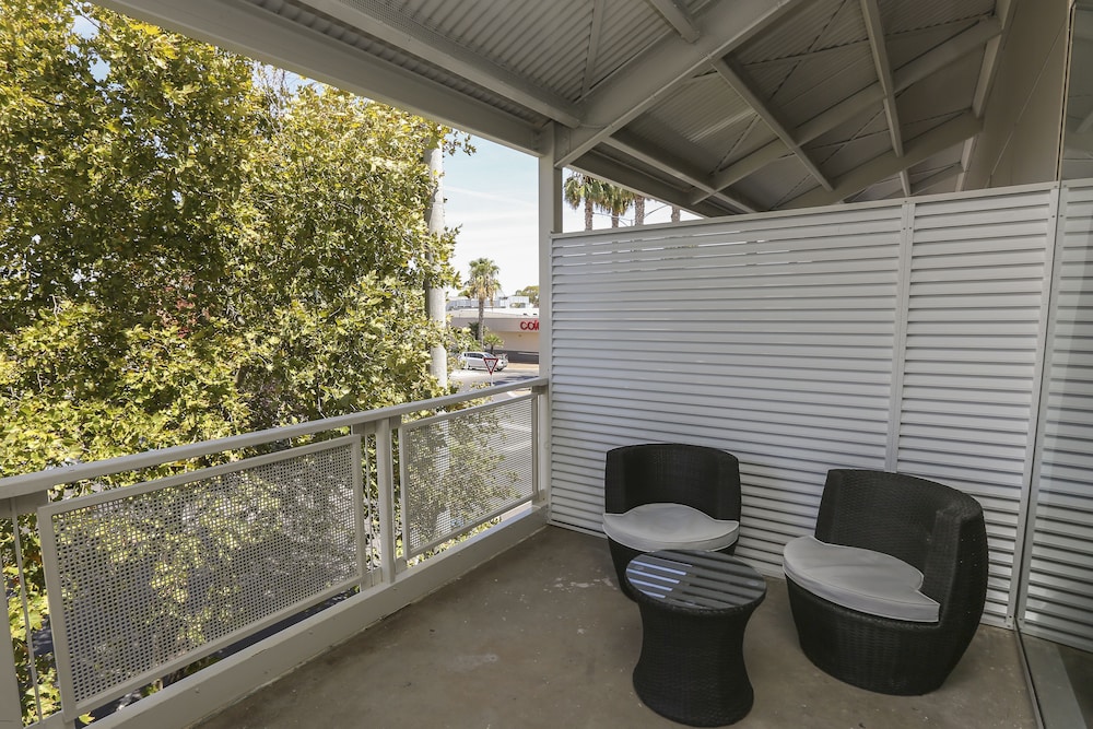 Indulge CBD Apartments 28/50
