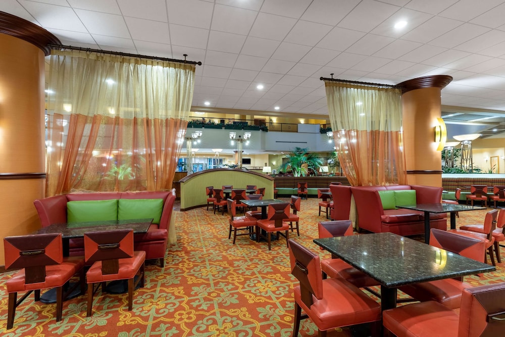 Wyndham Grand Oklahoma City Downtown 51/68