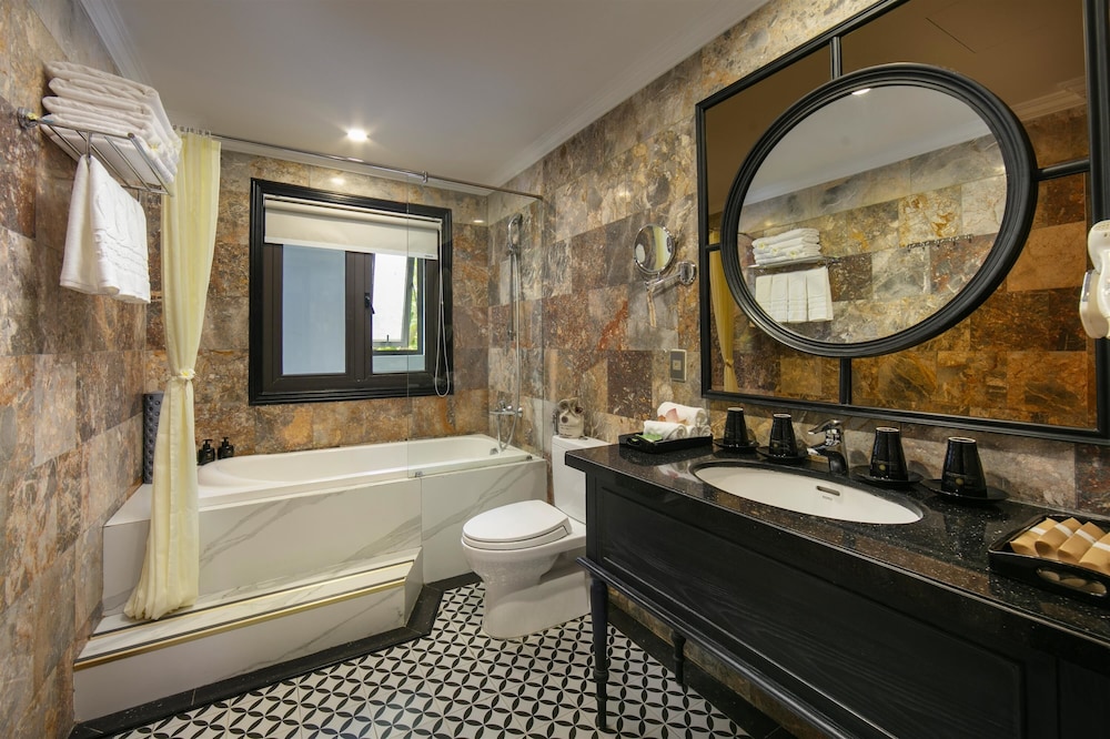Golden Holiday Hoi An Hotel 50/50