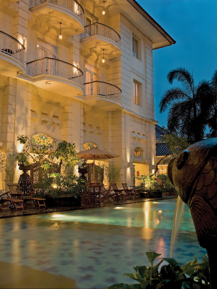 The Phoenix Hotel Yogyakarta - Handwritten Collection 6/61