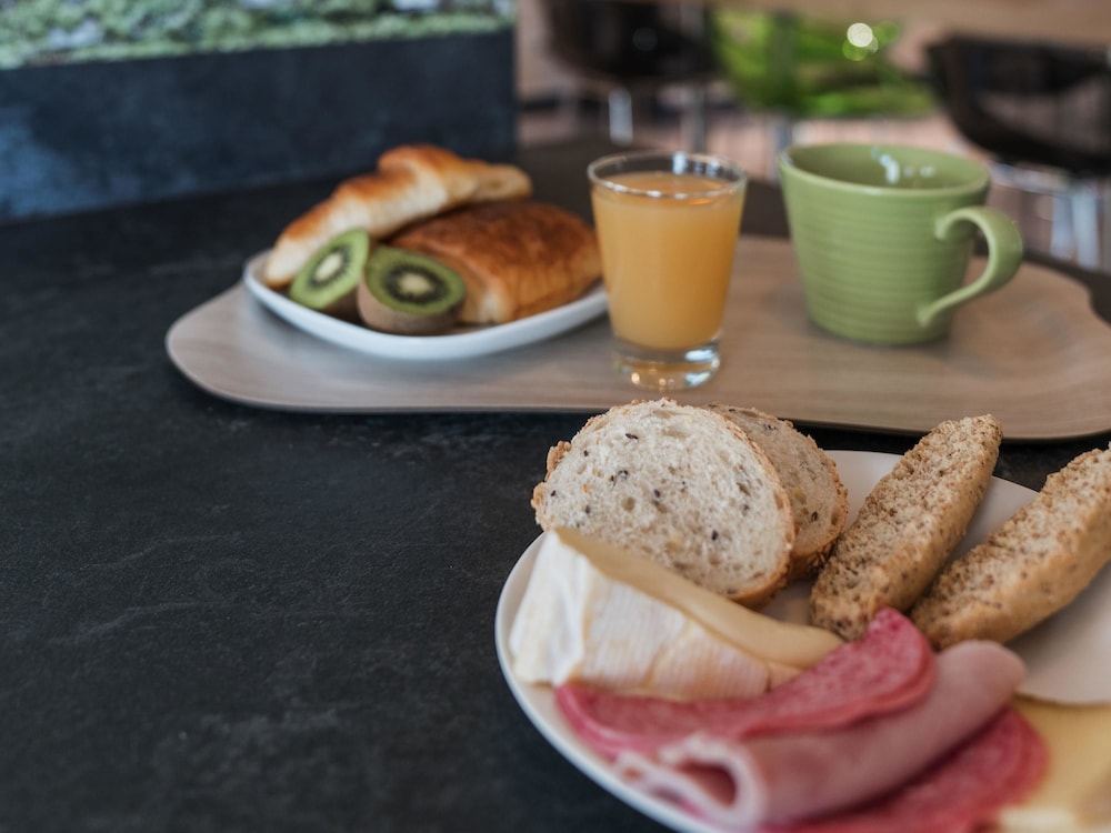 Ibis Styles Annecy Gare Centre 45/58