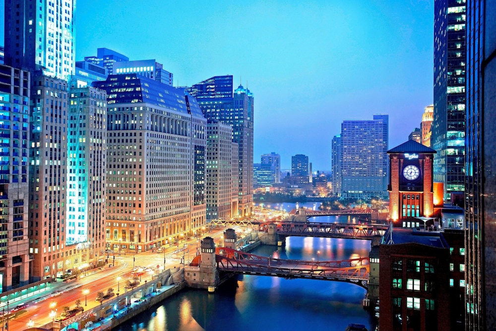 Westin Chicago River North 15/56