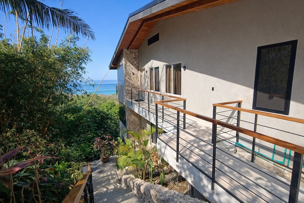 Vista Naranja Ocean View House 4/50
