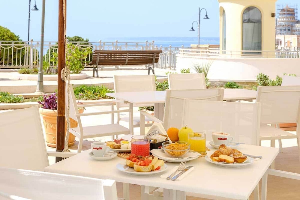 Grand Mediterraneo 36/42