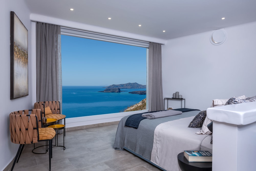 Interior, Cave, Villa, Queen Bed, Sunset View, Sofa, Indoor Pool