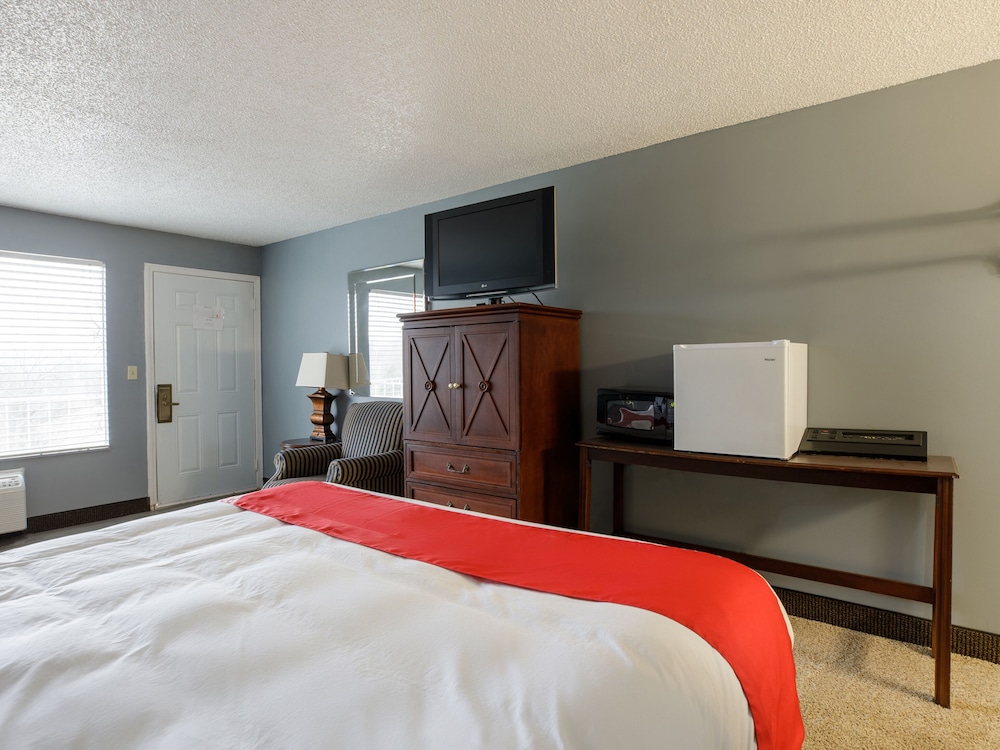 Hotel Branson MO 165 20/33