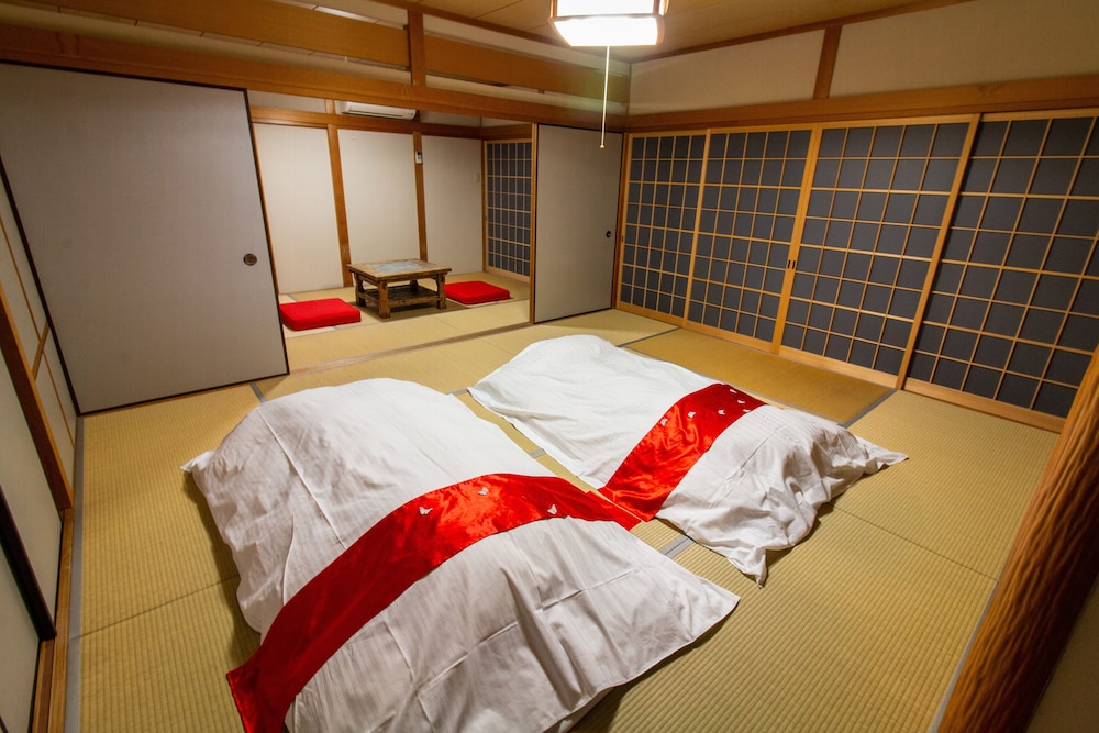 The Hotel Shirahama Onsen 12/23