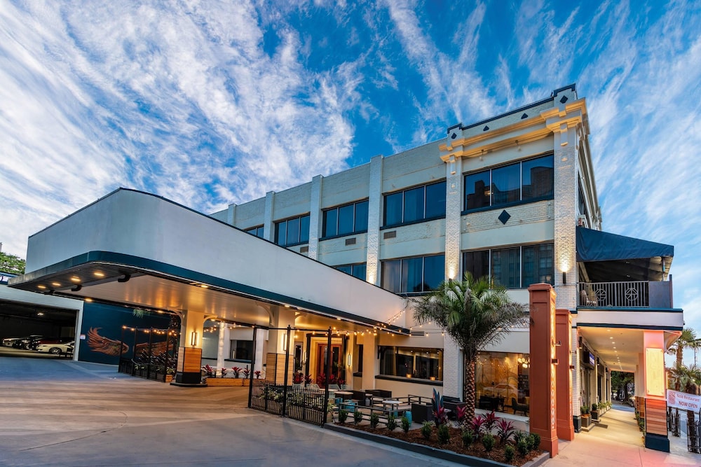 St Charles Coach House, Ascend Hotel Collection 4/69