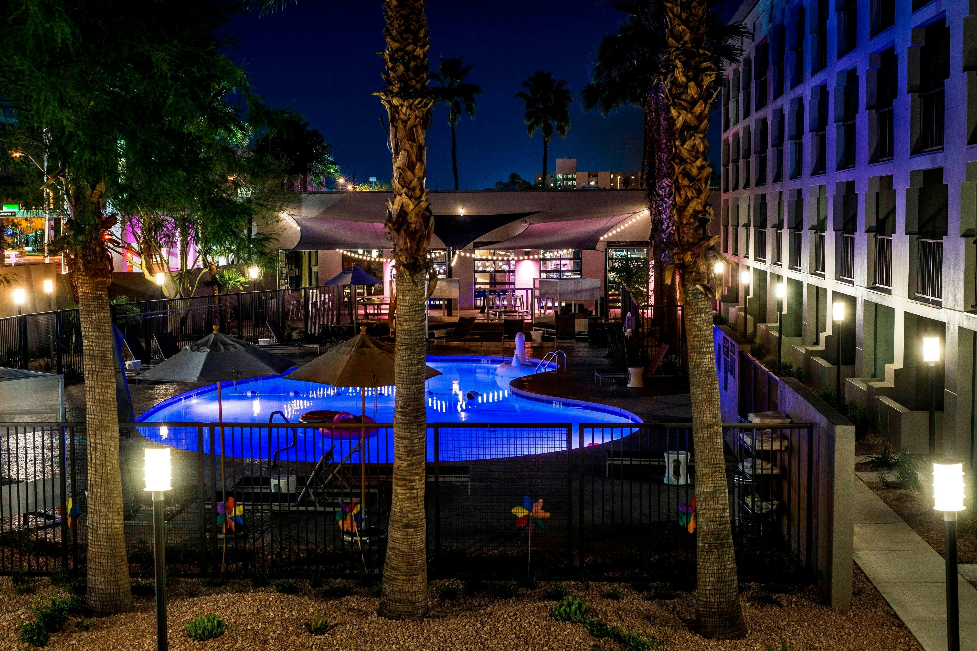 Moxy Phoenix Tempe Asu Area 24/30