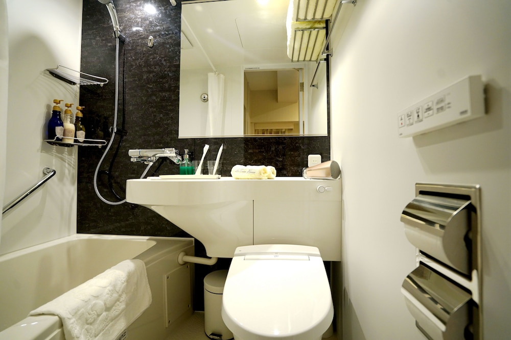 Le Tour Hotel Akihabara Ekimae 44/50
