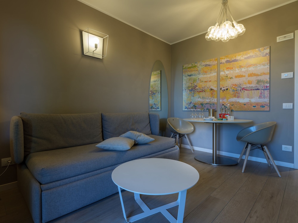 Parc Hotel Germano Suites 50/73