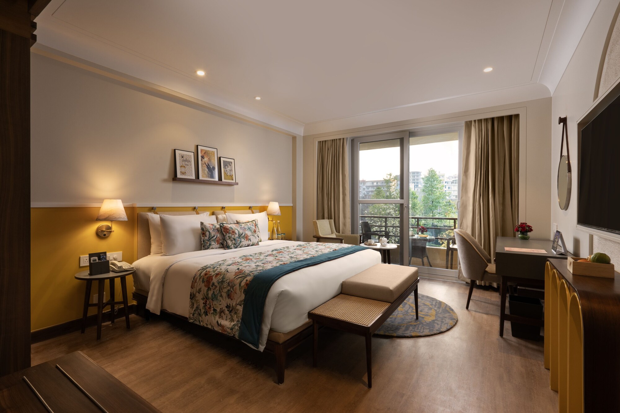 1 BEDROOM, ROYAL, APARTMENT