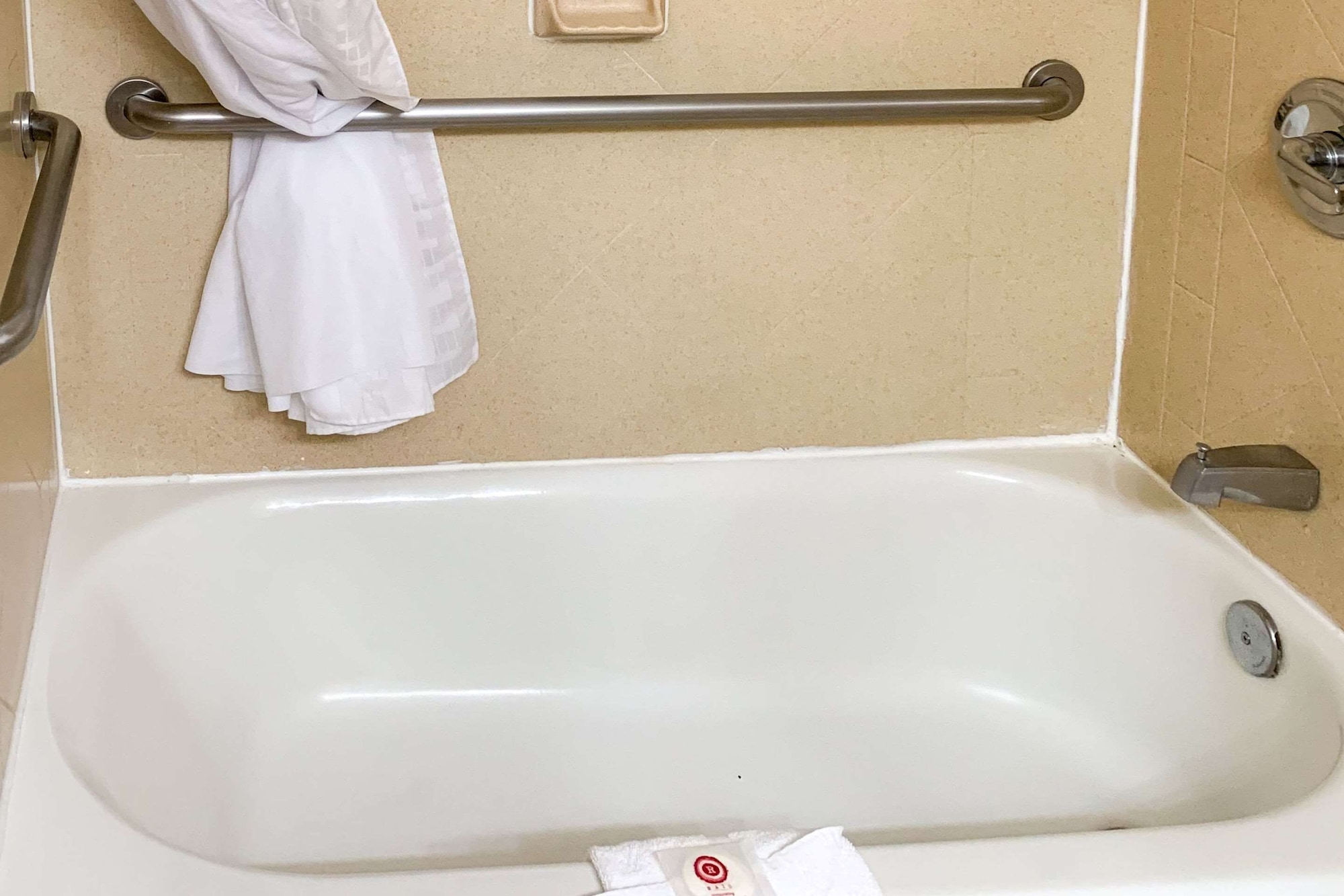 جناح بسرير كينج مع أريكة، Comfort Suites Morrow- Atlanta South 6/6