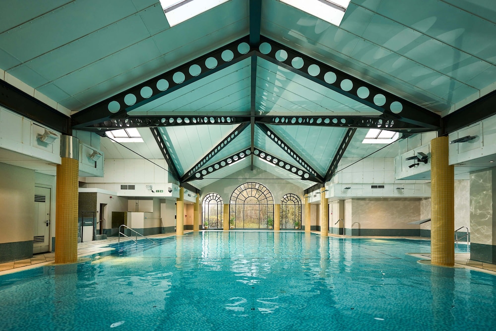 Peebles Hydro Hotel 41/74