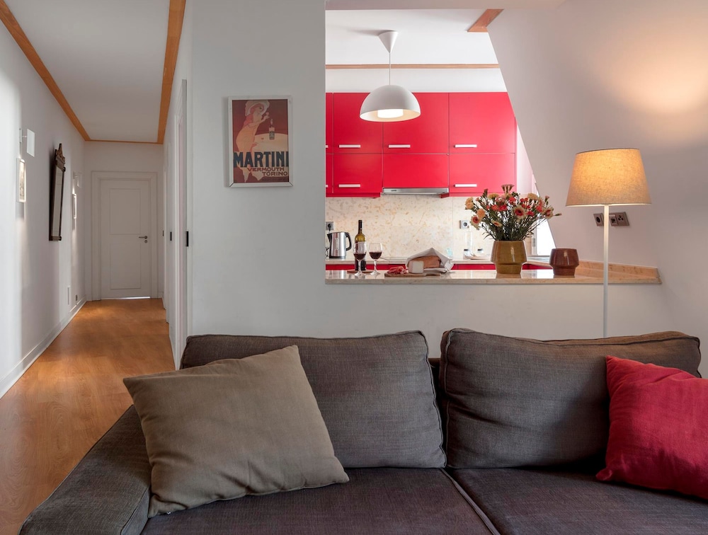 Palacio Camoes Lisbon Serviced Apartments 34/50