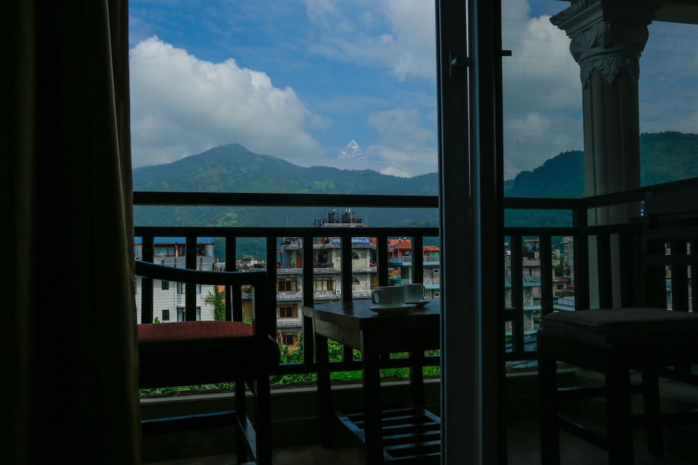 Pokhara Choice Inn 69/70