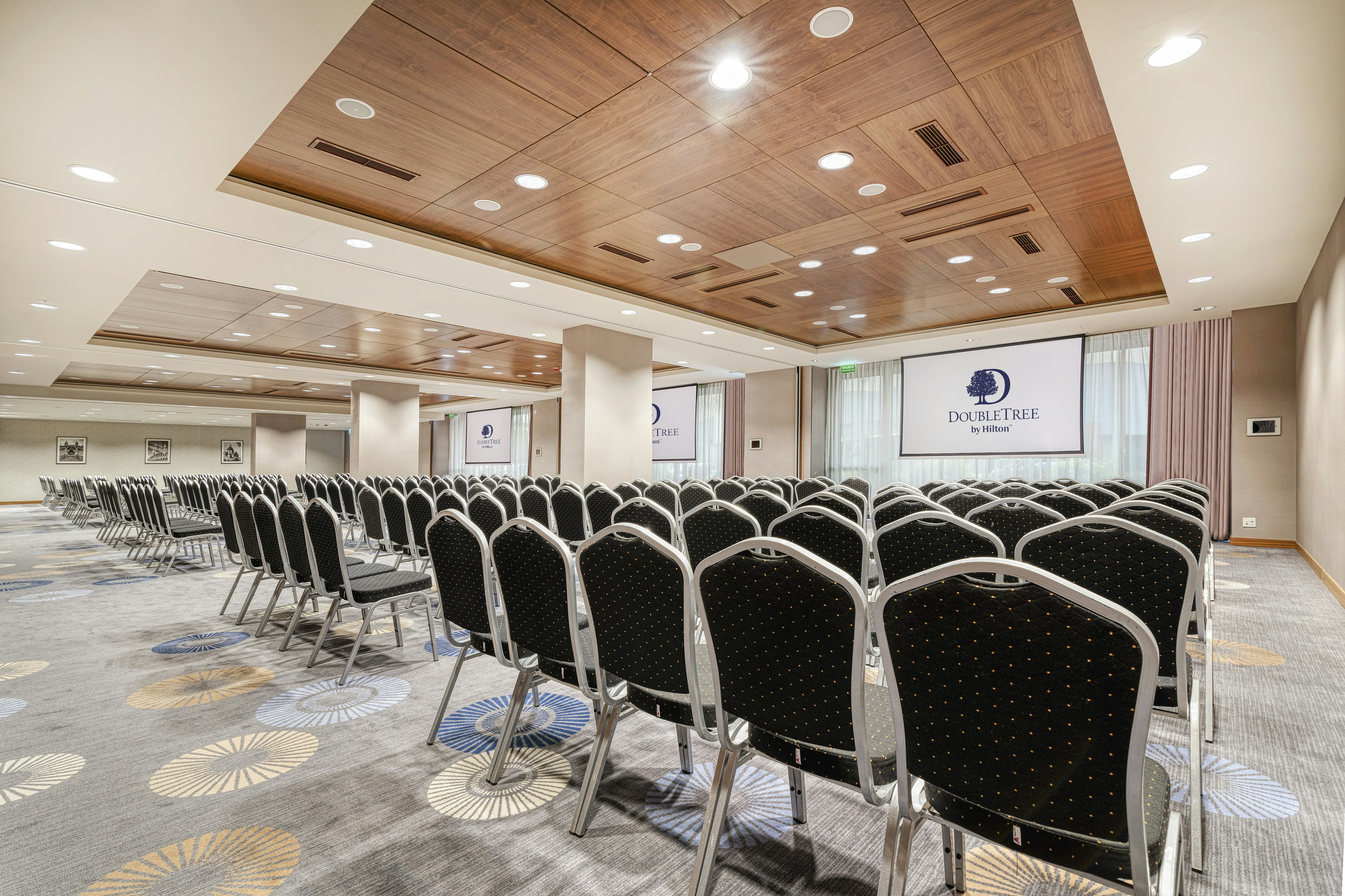DoubleTree by Hilton Krakow Hotel & Convention Center 32/50