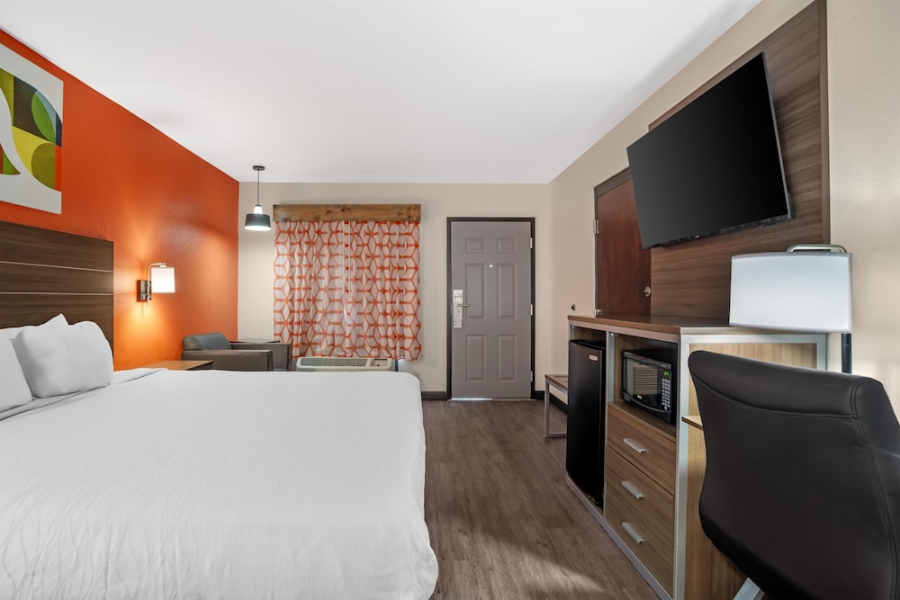 Standard, King Bed, Accessible