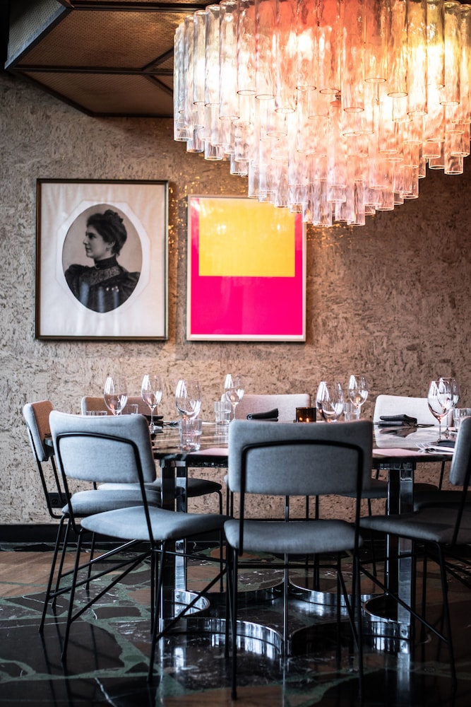 Ovolo Canberra, a Wyndham Hotel 43/50