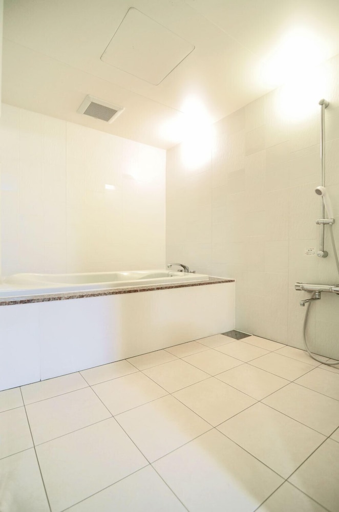 Tennoji Lagoon Hotel 34/49