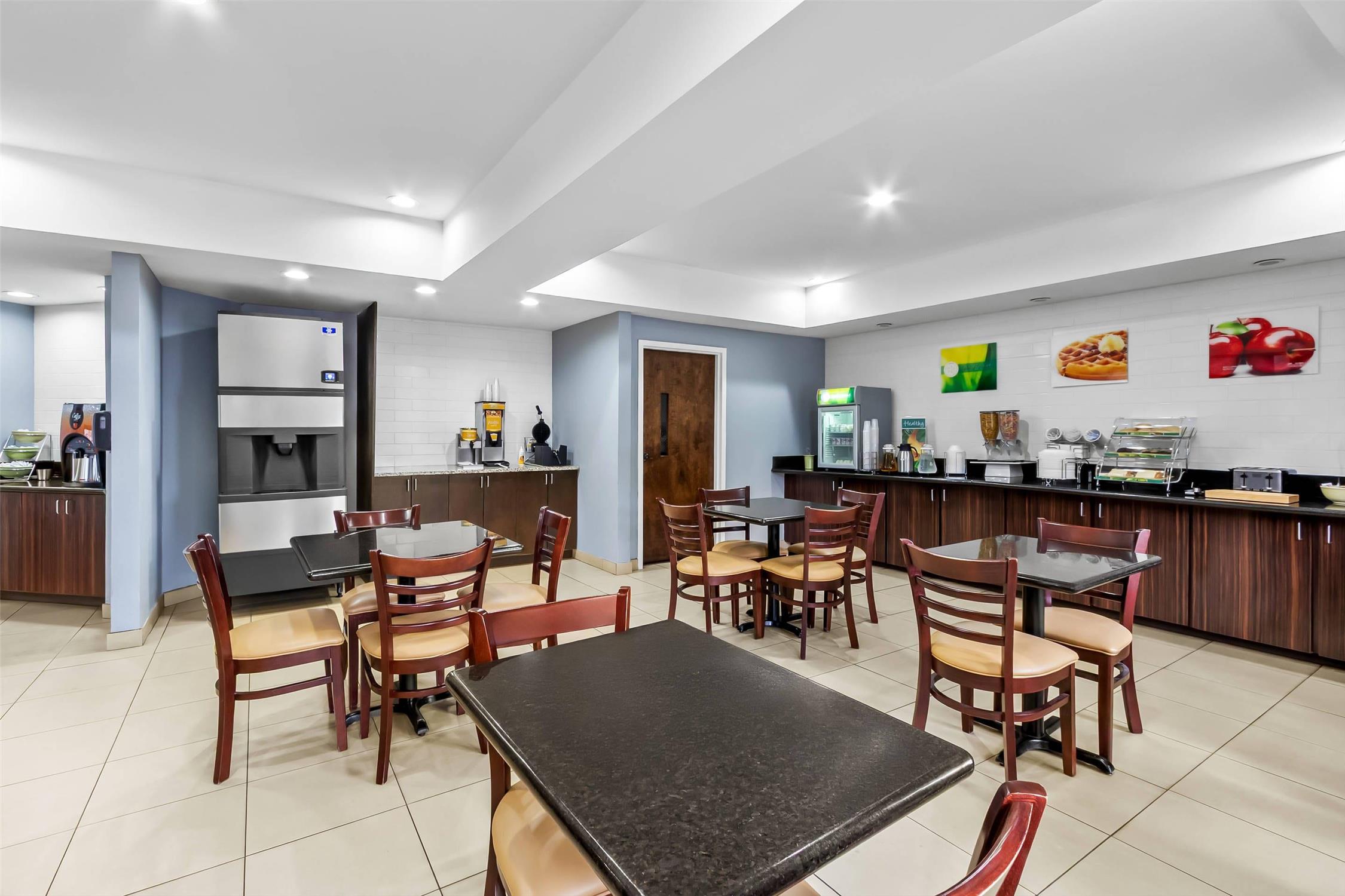 Quality Inn Conway Northwest 33/43