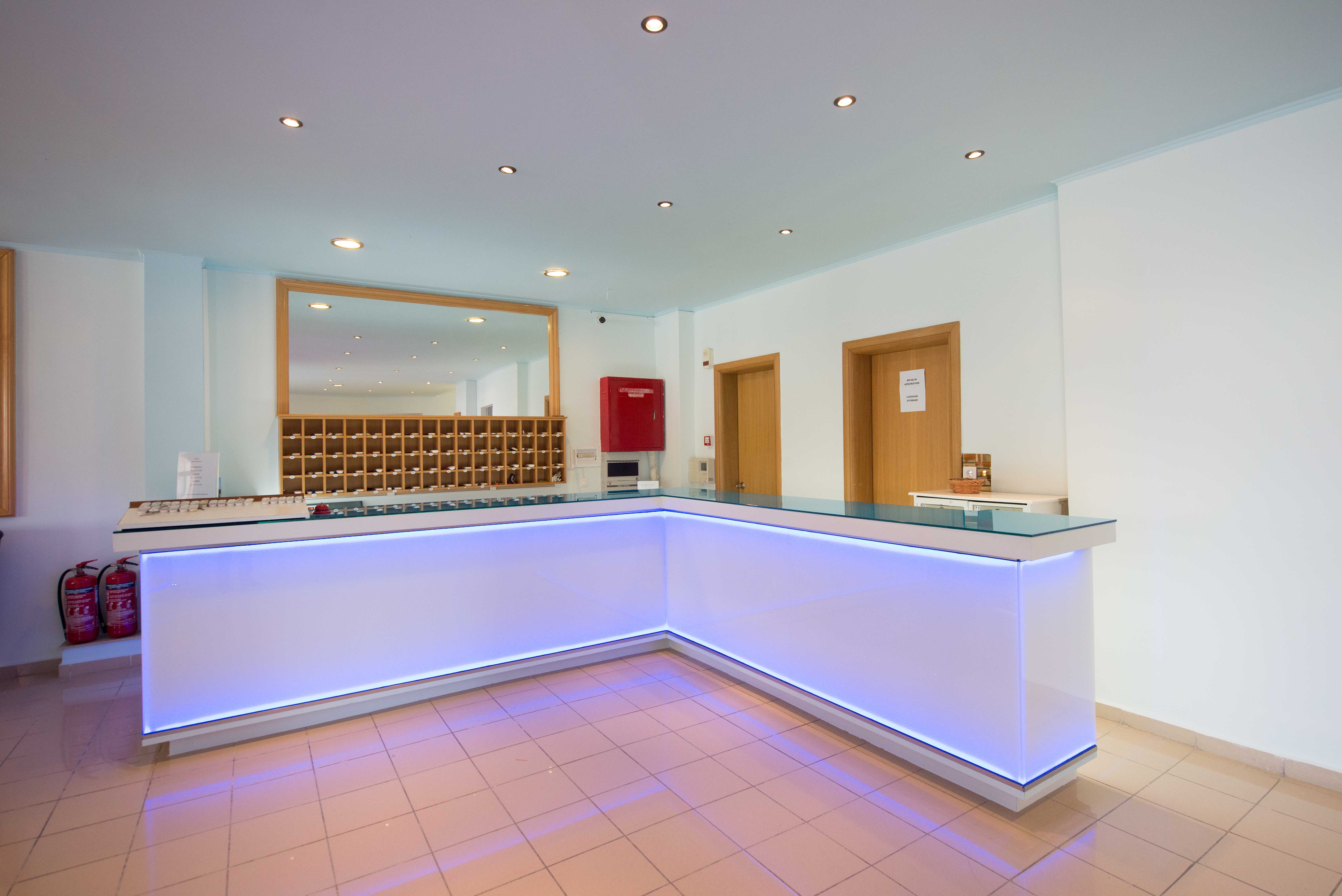 Silver Beach Hotel - Adults Only 9/42