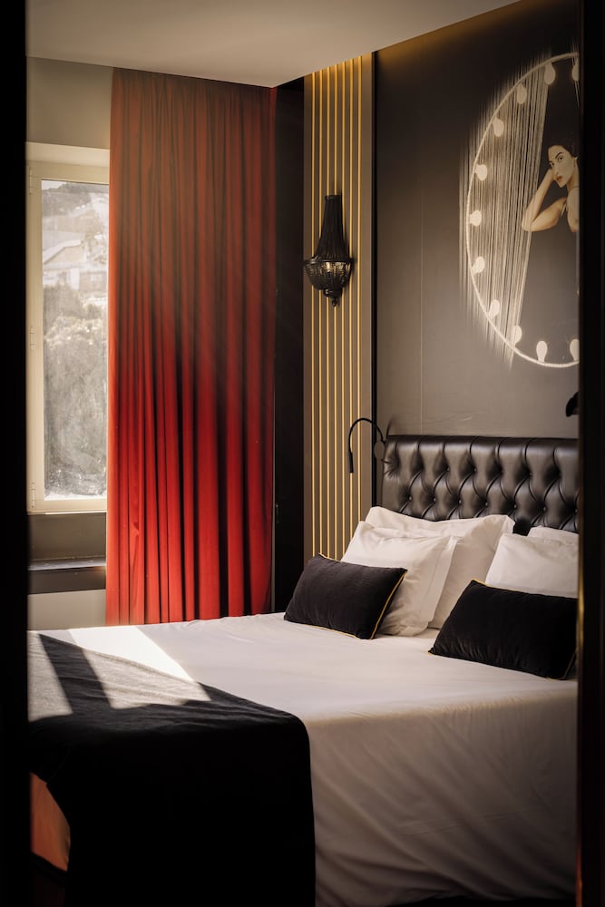 Maxime Hotel 23/69