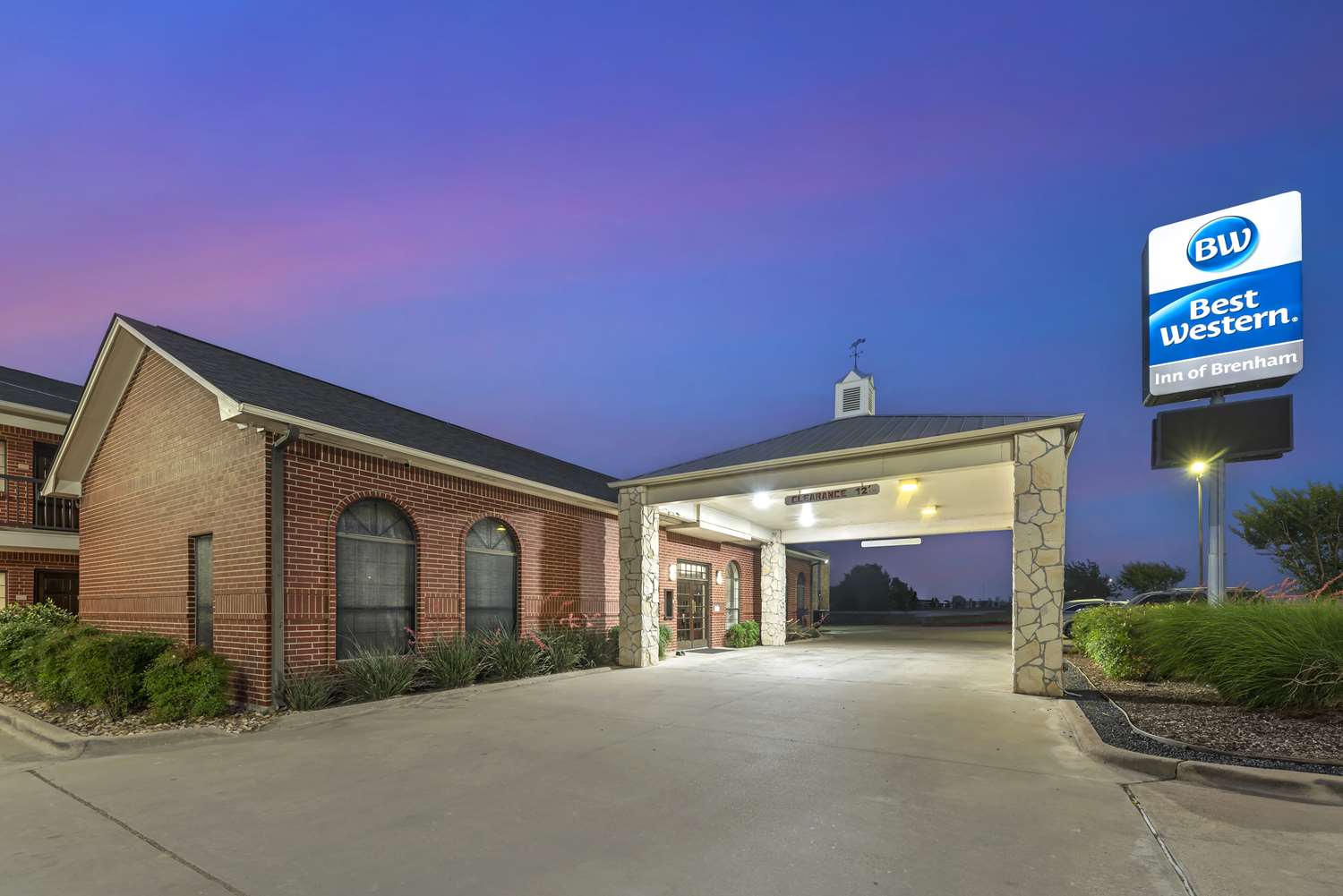 Best Western Inn Of Brenham 2/33