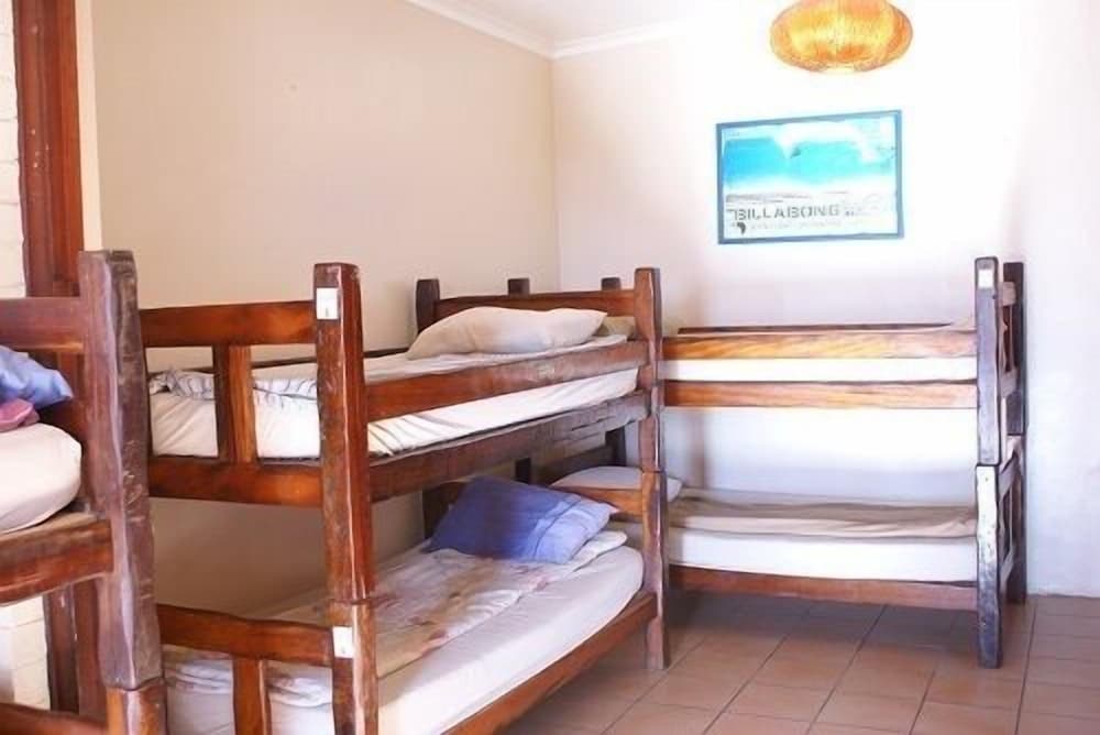Island Vibe Jeffreys Bay Hostel 25/41