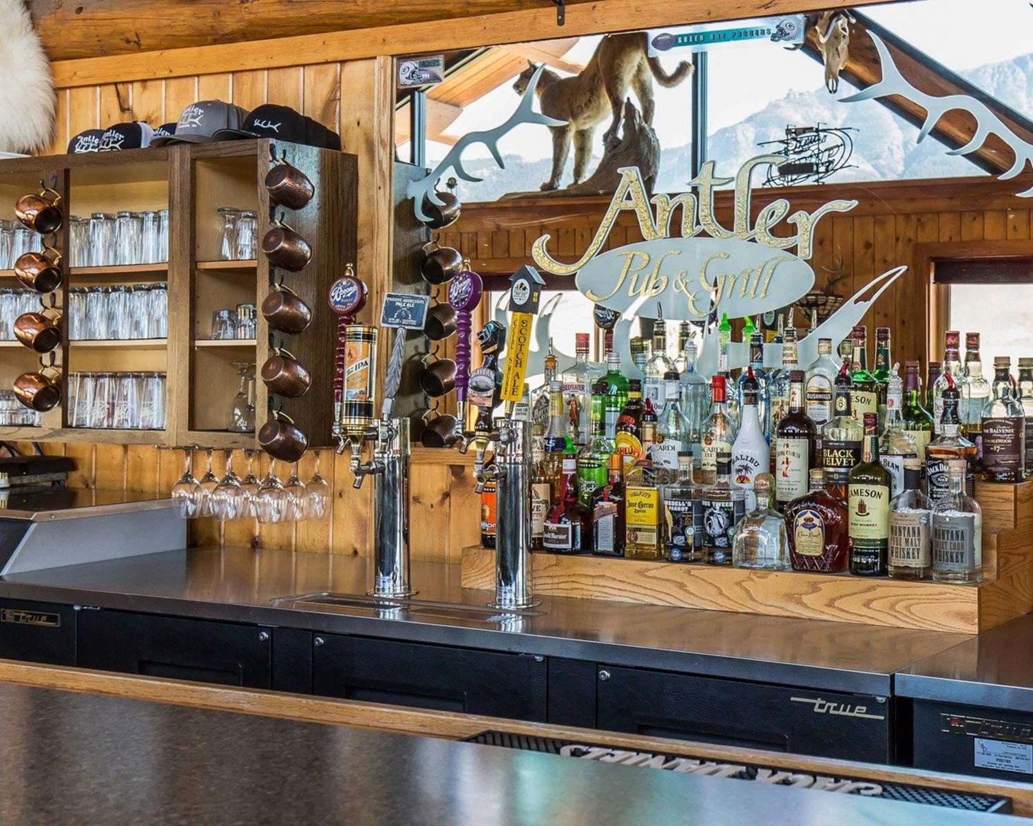Antler Lodge 19/40