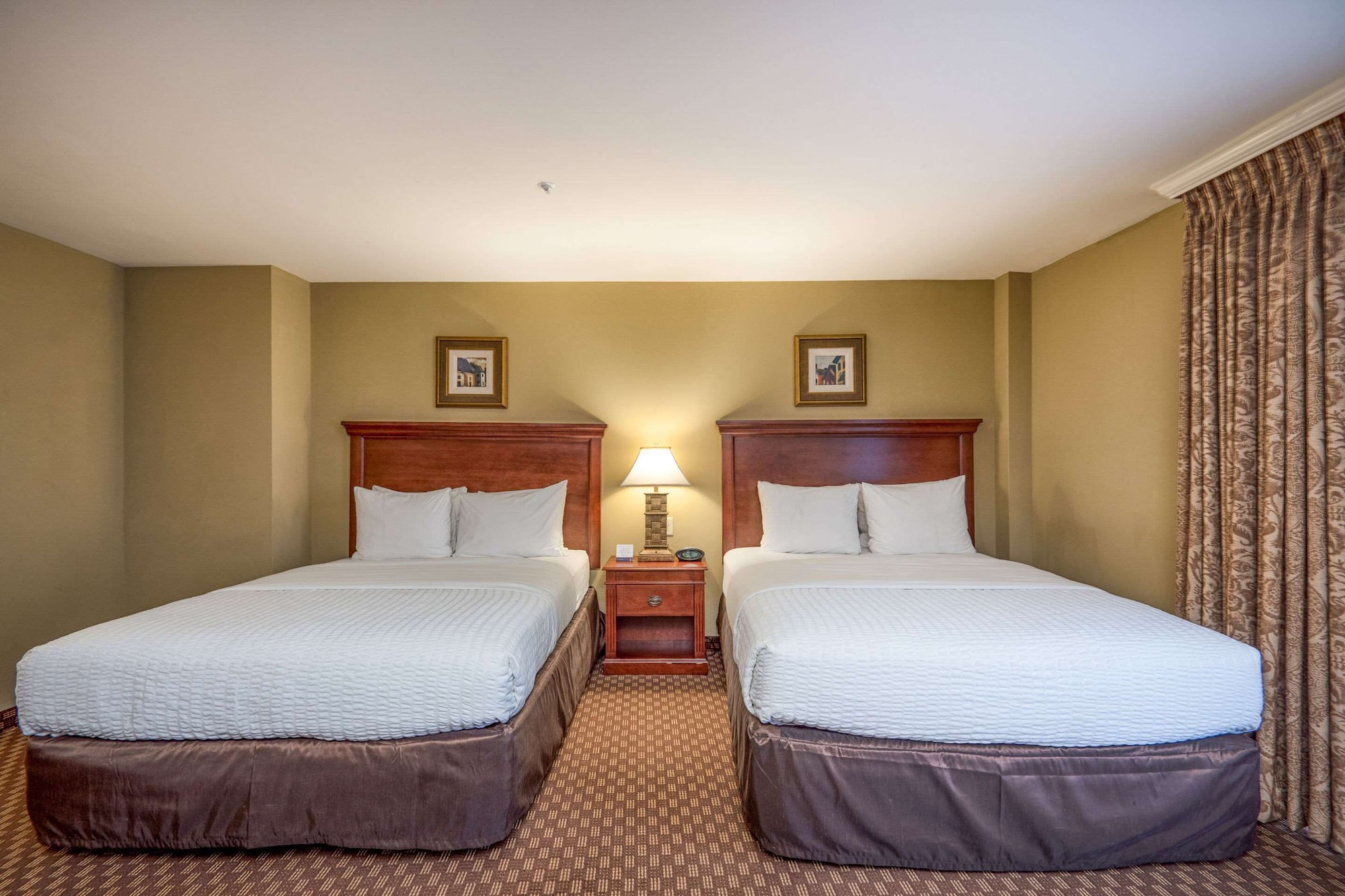 Efficiency, Suite, 2 Queen Beds, Accessible