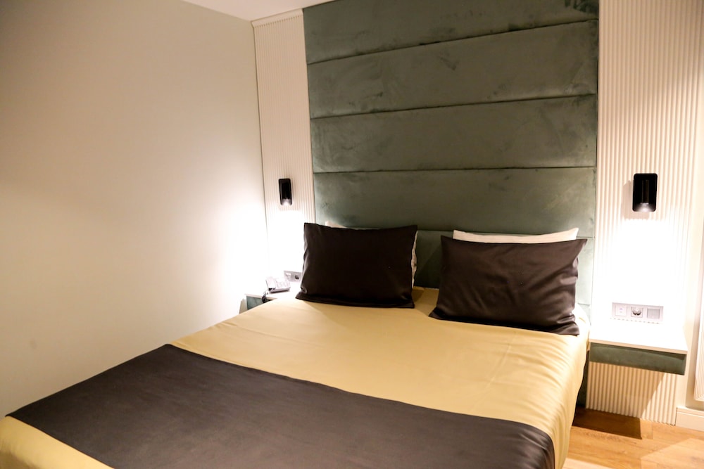 Axu Istanbul Airport Hotel 41/60