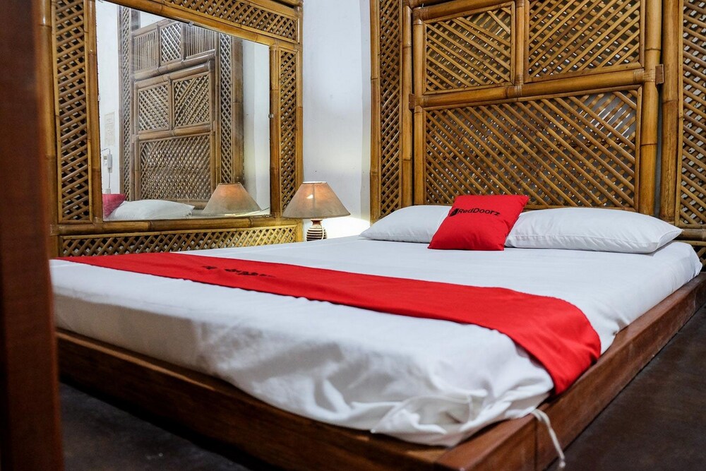 Reddoorz Plus Near Jalan Baru Bogor 15/32